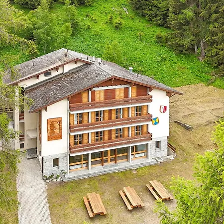 De L Ours Vue & Nature Pregny 8 Pers