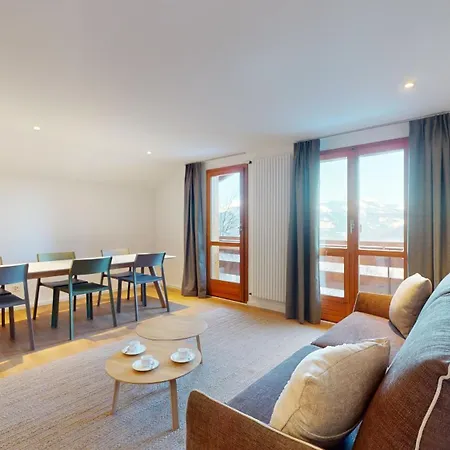 De L Ours Vue & Nature Pregny 8 Pers Apartmán